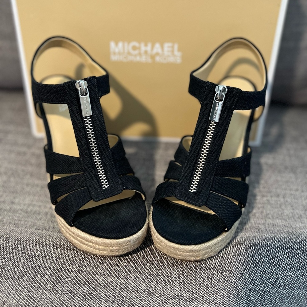 Michael Kors “Berkley Wedge”